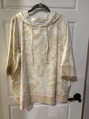 Belle by Kim Gravel Cream & Tan Tropical Floral Hoodie Sweatshirt